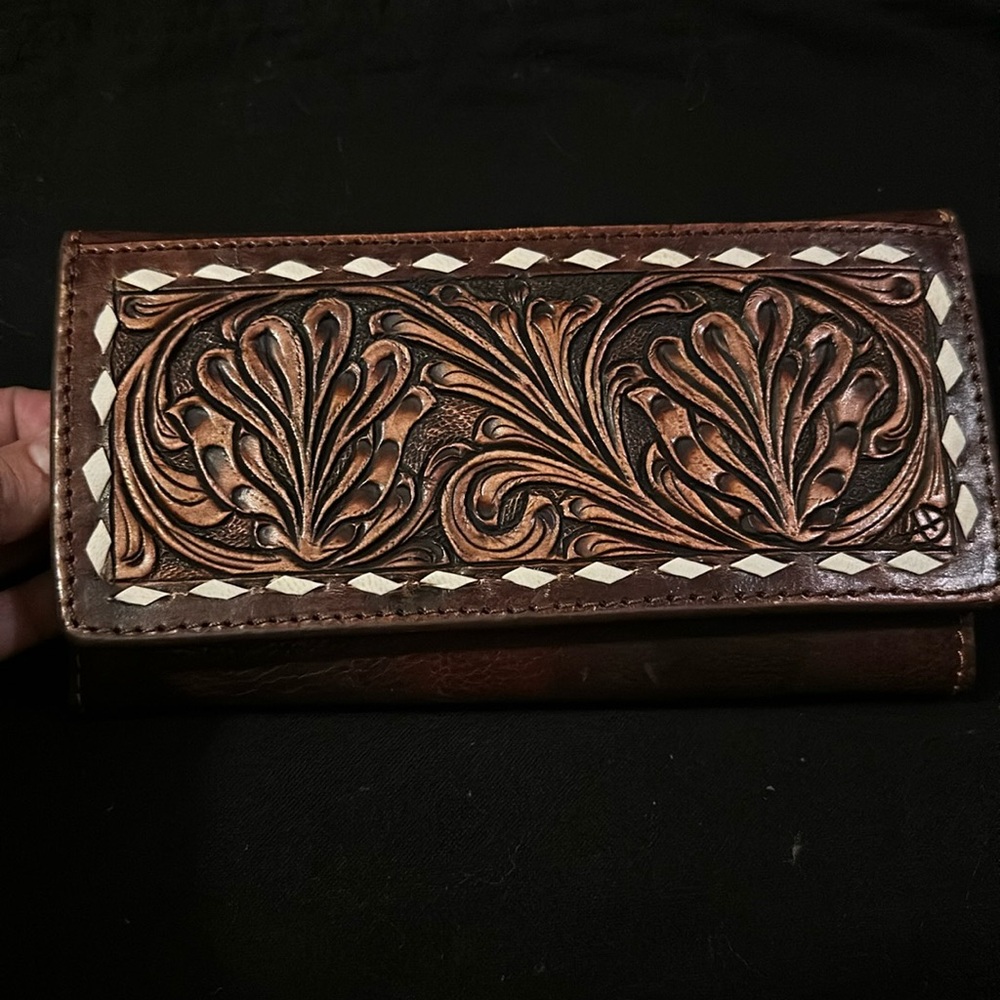 This is authentic American Darling wallet! 100% real tooled leather!!
